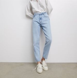 Zara Mom Fit Jeans
